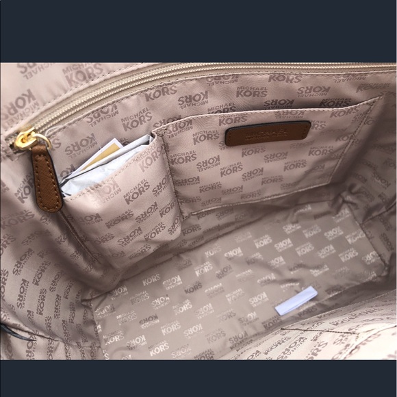 Gaby’sBags👜💕-Michael Kors Large Top Zip Tote - Picture 5 of 8